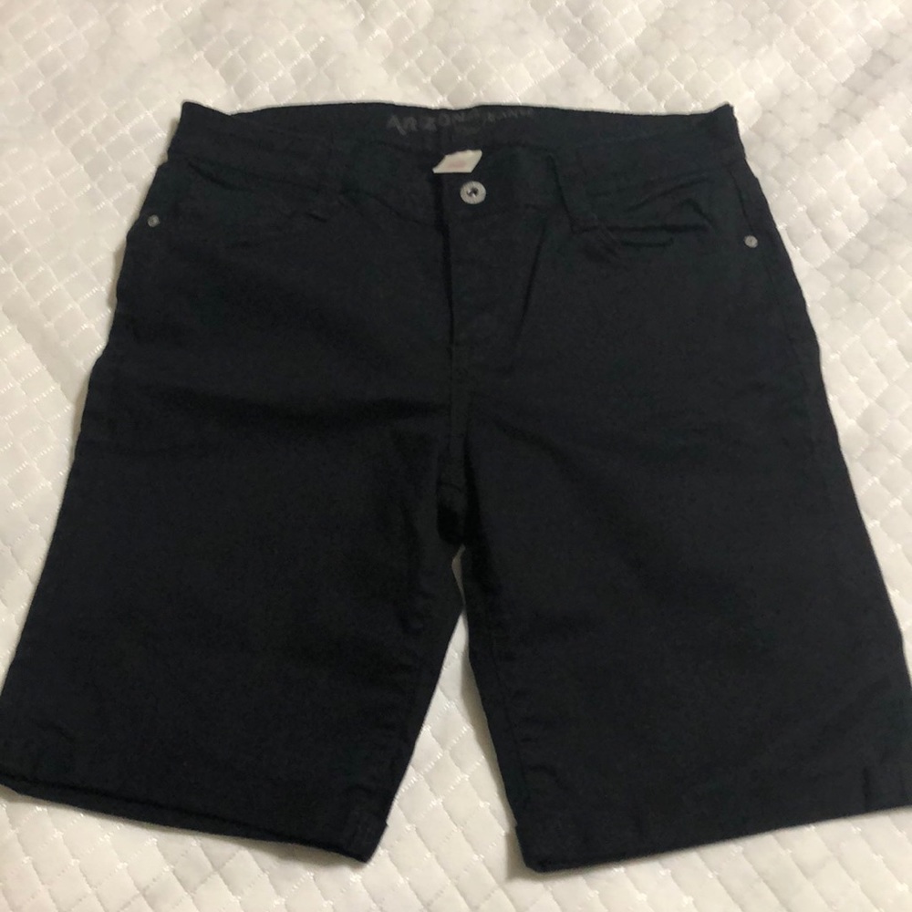 Arizona Low Rise Bermuda Shorts